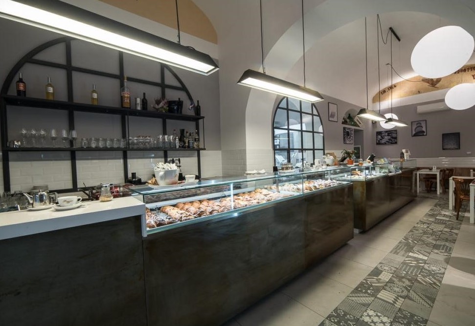 restaurant - bar