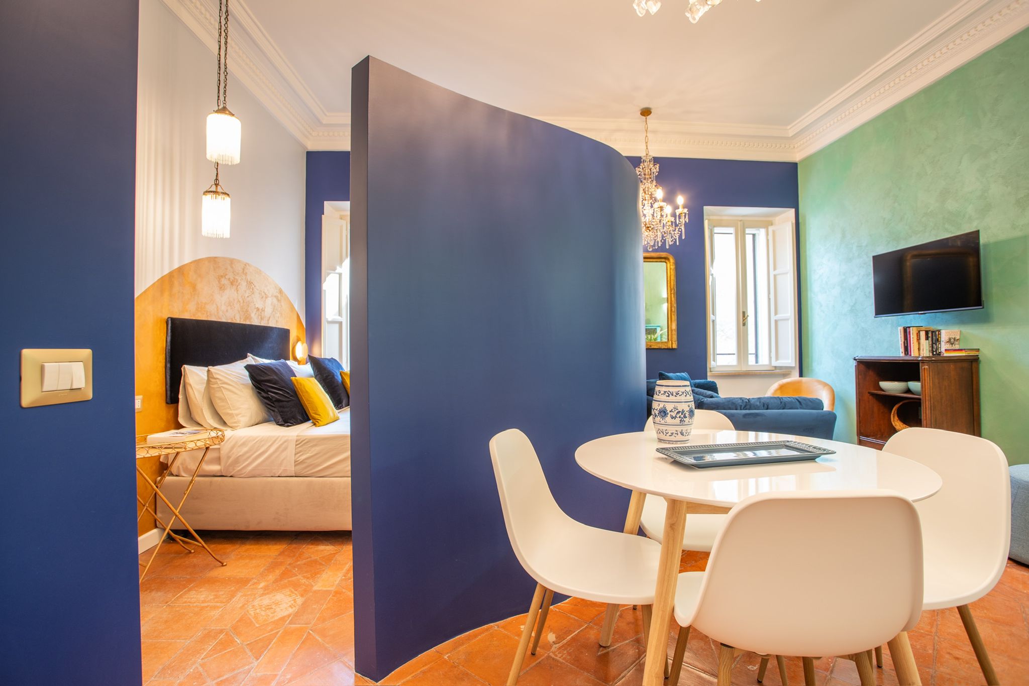 studio apartment