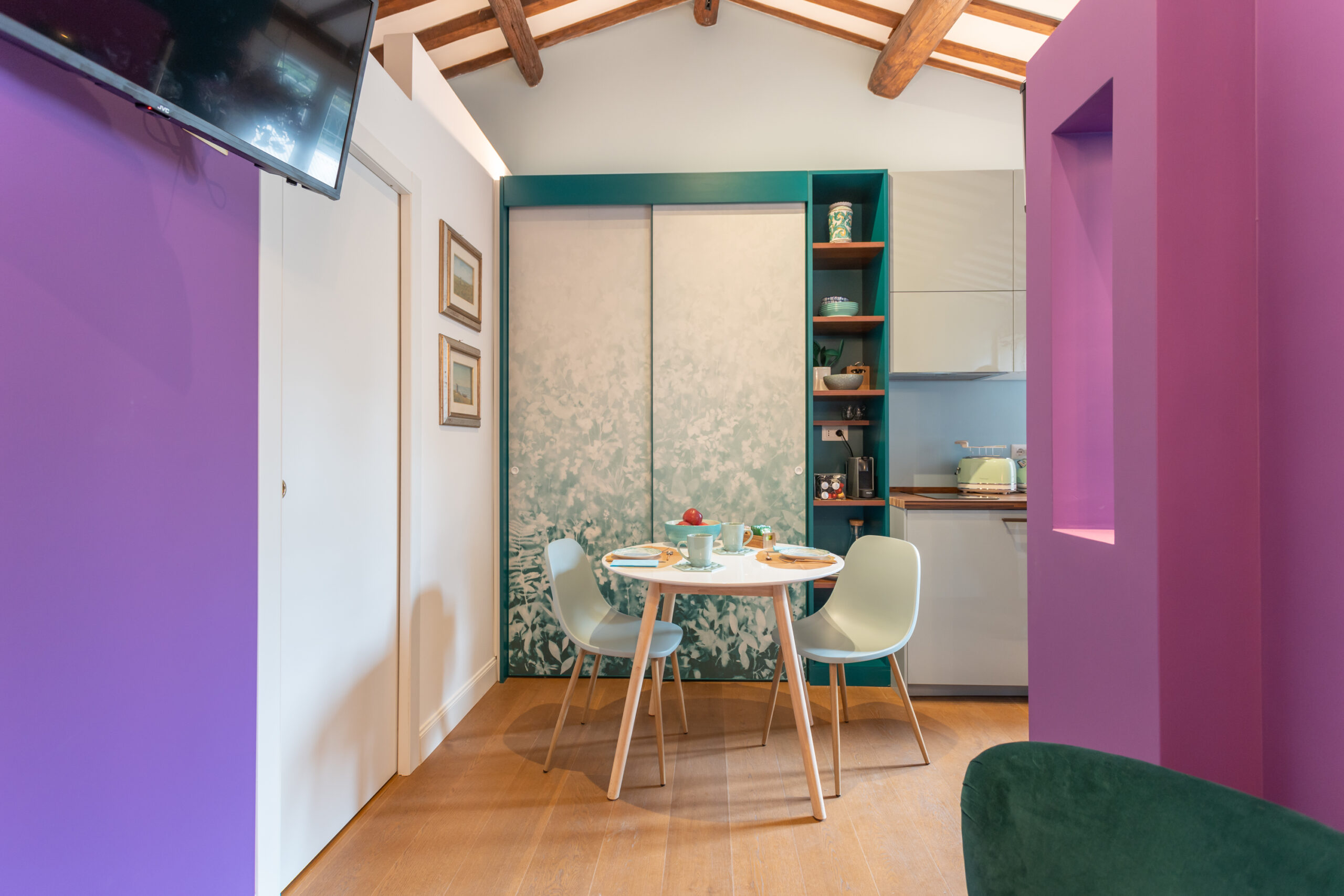 studio apartment