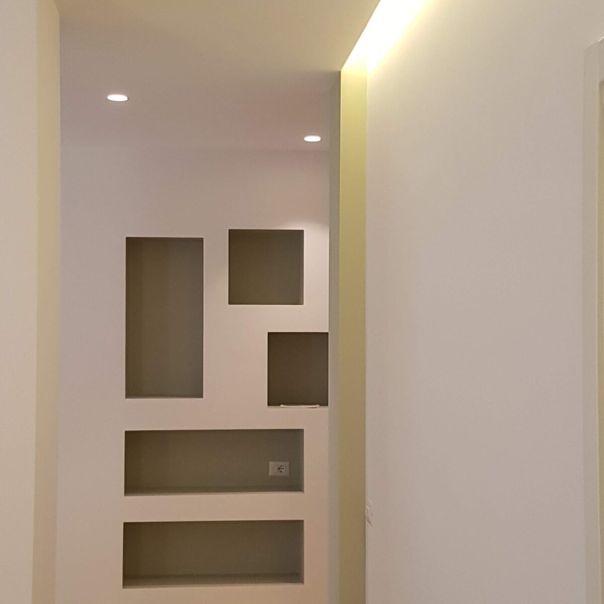 bookshelf